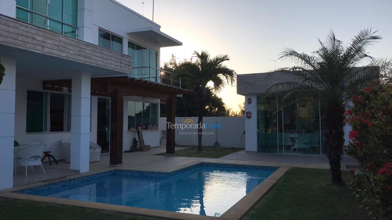Casa para aluguel de temporada em Camaçari (Praia de Guarajuba)