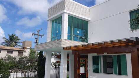 Casa em Condomínio em Guarajuba