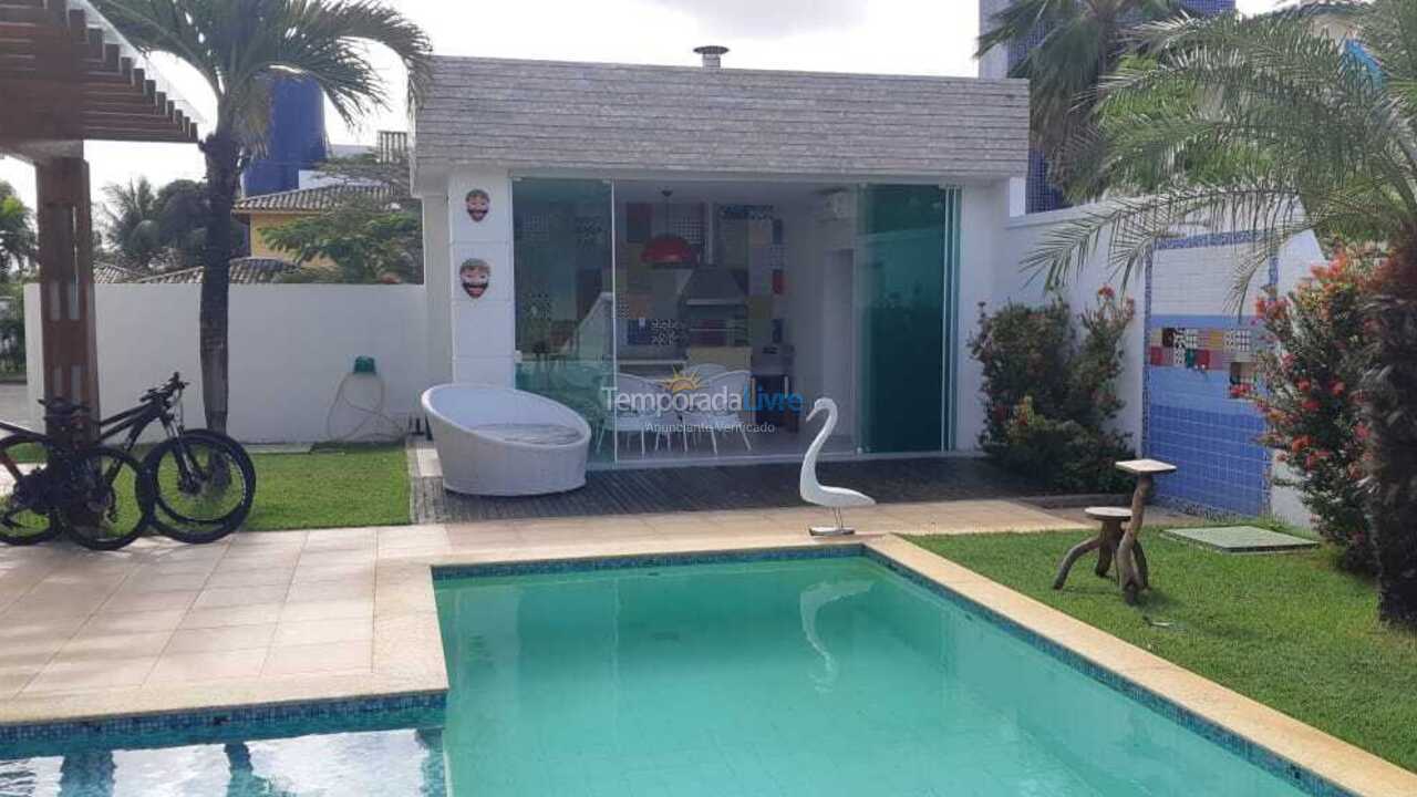 Casa para aluguel de temporada em Camaçari (Praia de Guarajuba)