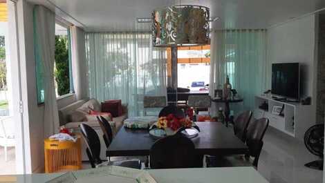 Casa em Condomínio em Guarajuba