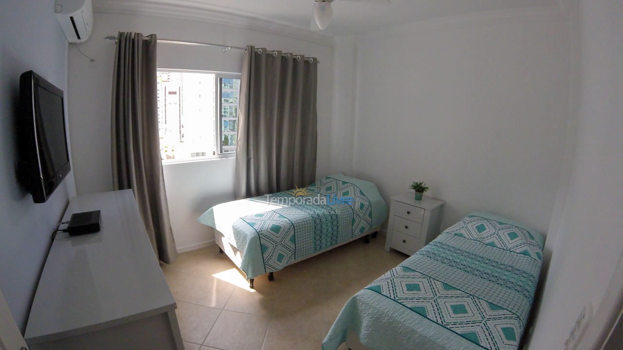 Apartment for vacation rental in Balneário Camboriú (Centro)
