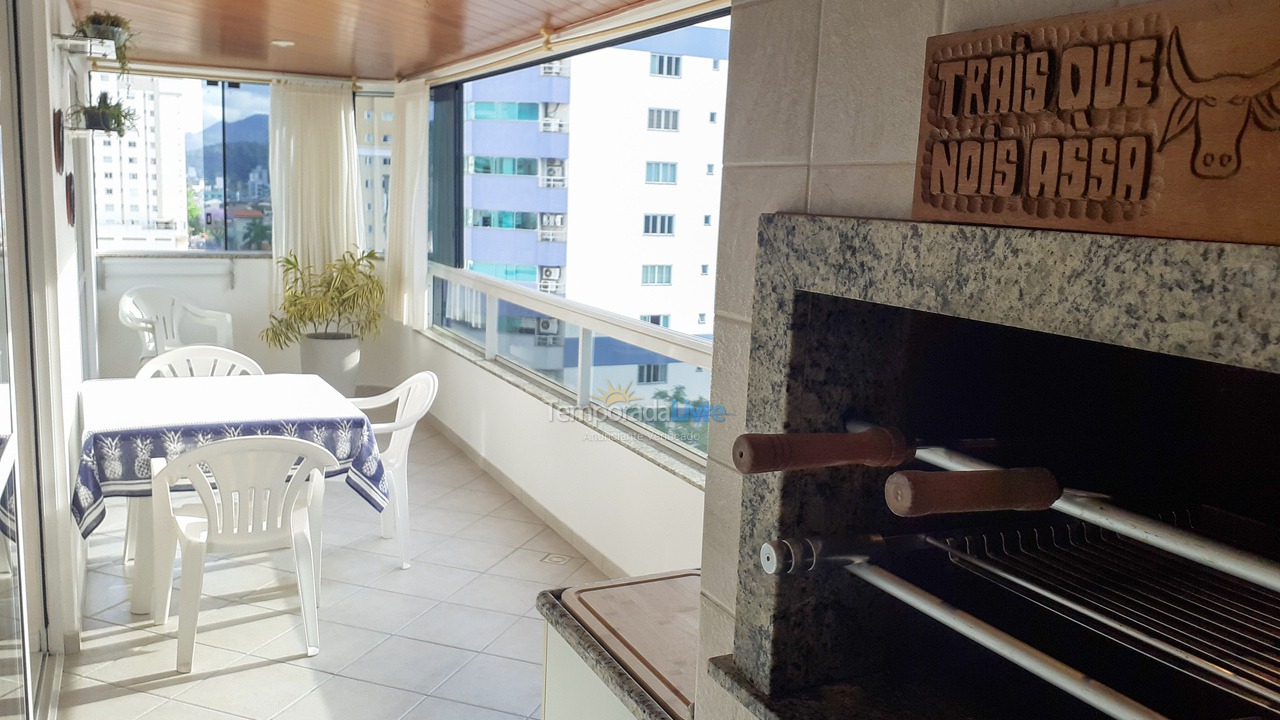 Apartment for vacation rental in Balneário Camboriú (Centro)