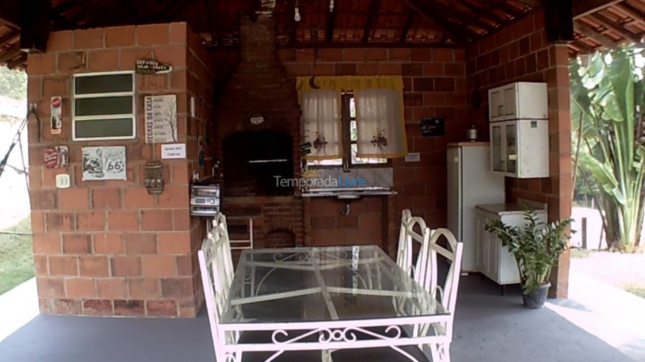 Chácara / sítio para aluguel de temporada em Bragança Paulista (Boa Vista dos Silvas)