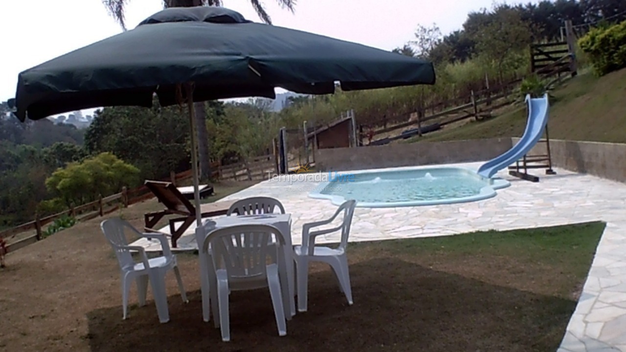 Chácara / sítio para aluguel de temporada em Bragança Paulista (Boa Vista dos Silvas)