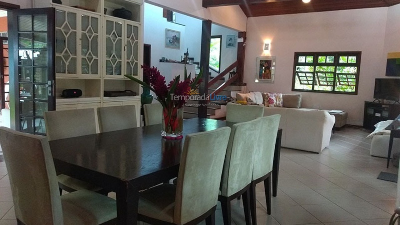 Casa para alquiler de vacaciones em São Sebastião (Praia da Jureia)