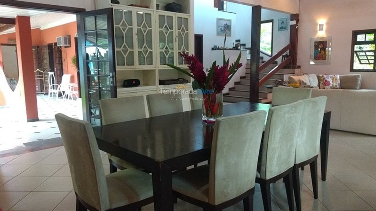 Casa para alquiler de vacaciones em São Sebastião (Praia da Jureia)