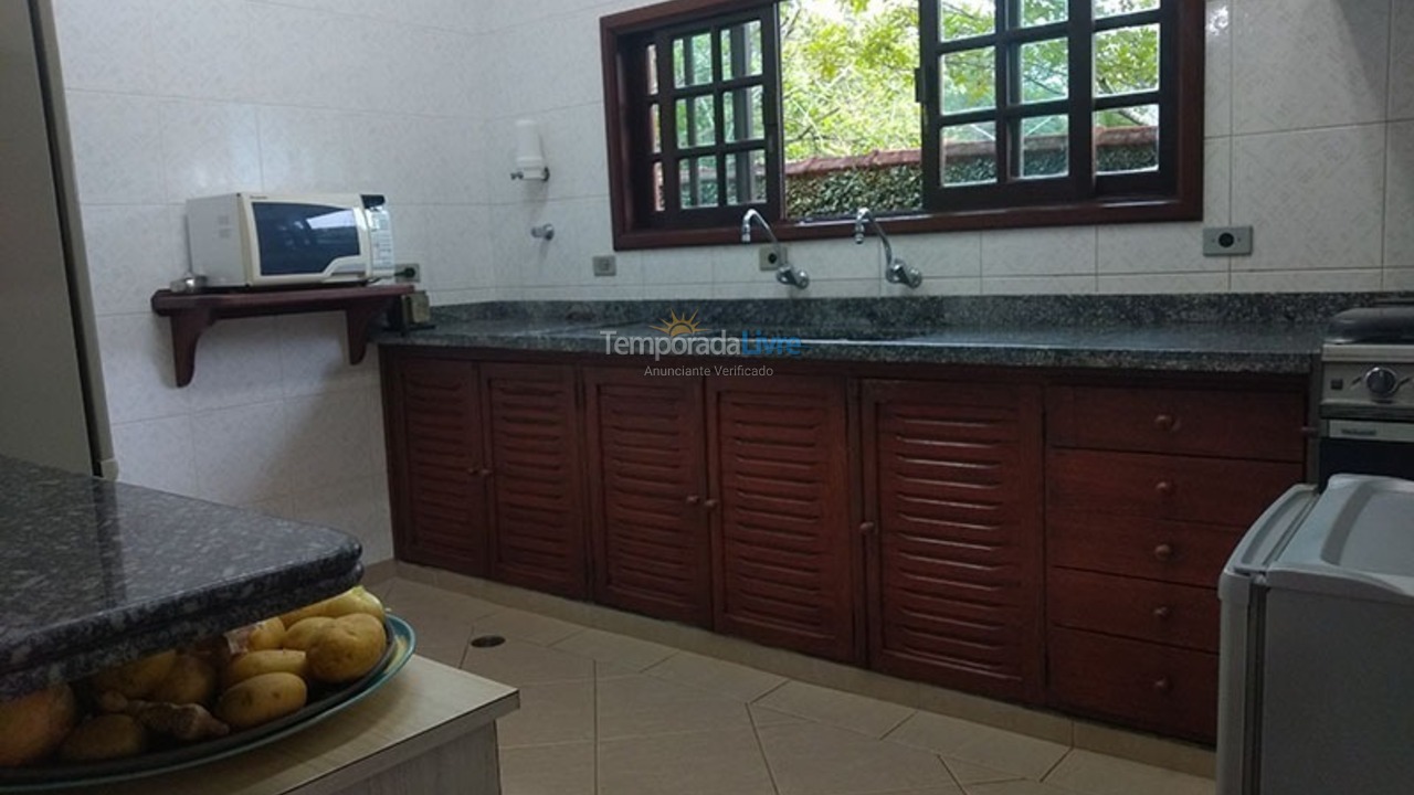 Casa para alquiler de vacaciones em São Sebastião (Praia da Jureia)