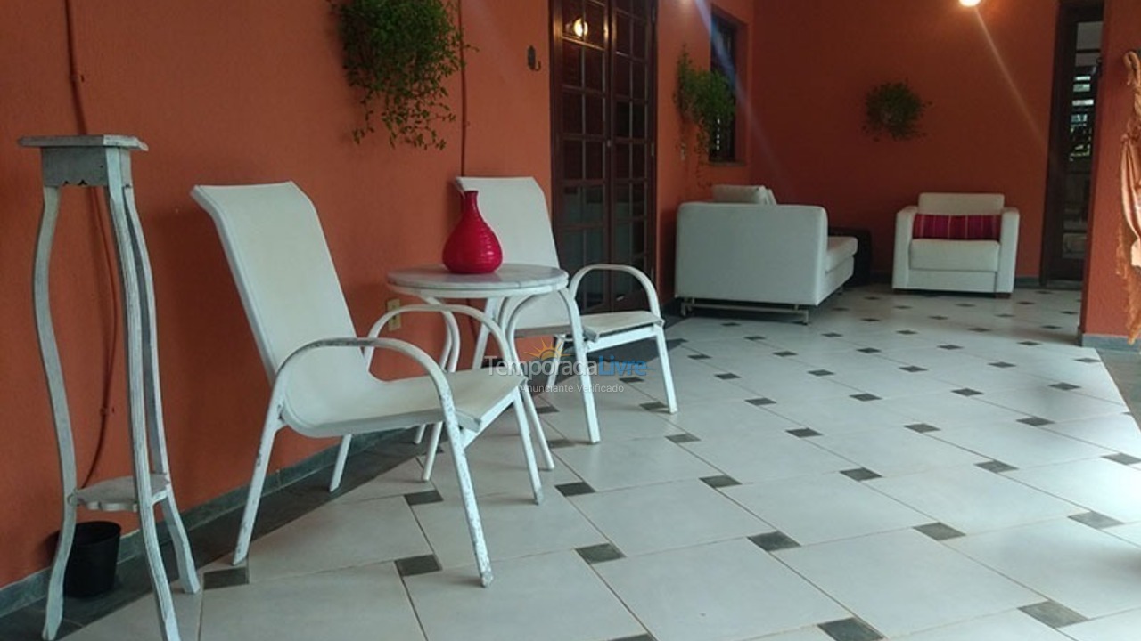 Casa para alquiler de vacaciones em São Sebastião (Praia da Jureia)