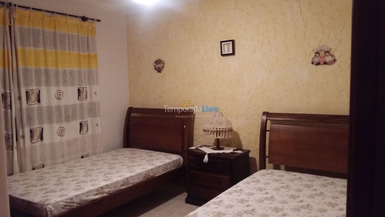 Casa para aluguel de temporada em Peruíbe (Stella Maris)