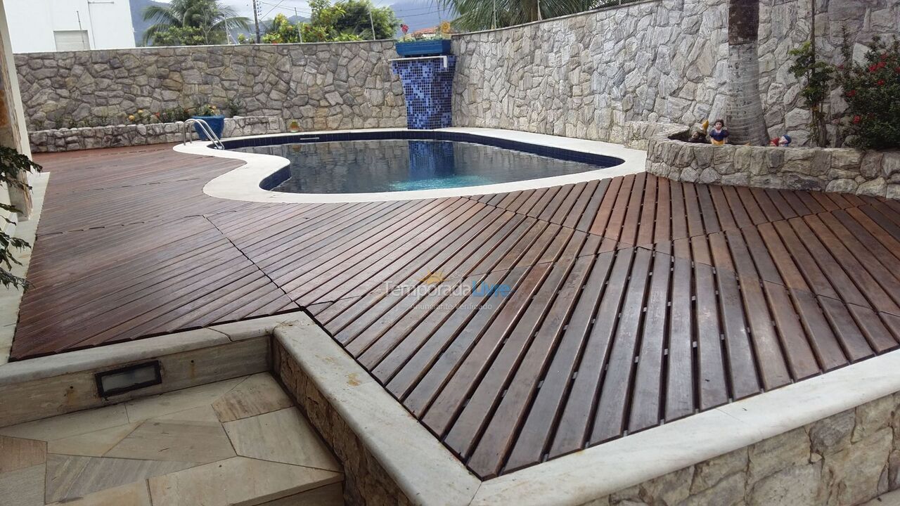 Casa para aluguel de temporada em Peruíbe (Stella Maris)