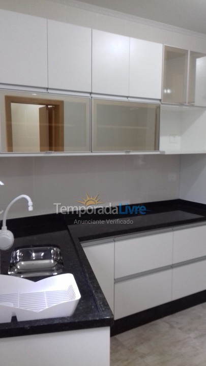 Apartamento para aluguel de temporada em Praia Grande (Solemar)