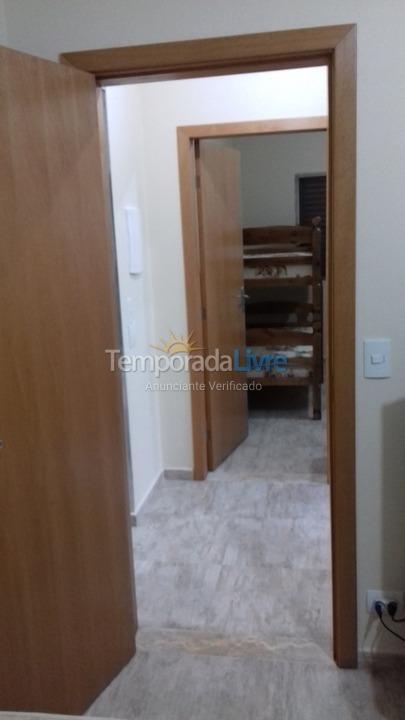 Apartamento para aluguel de temporada em Praia Grande (Solemar)
