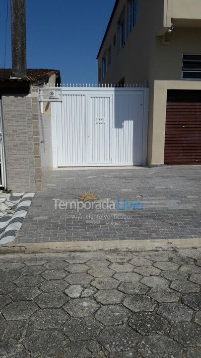 Apartamento para aluguel de temporada em Praia Grande (Solemar)