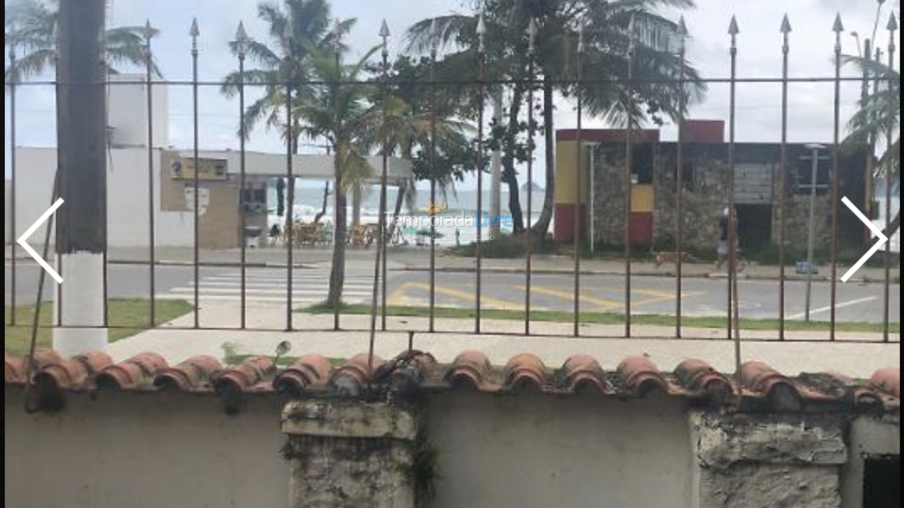 Casa para aluguel de temporada em Guarujá (Enseada Tortugas)
