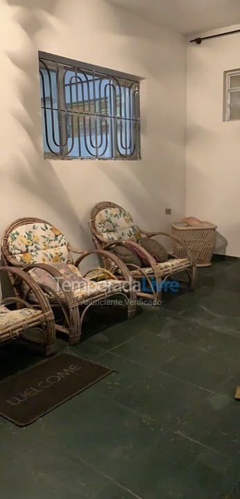 Casa para aluguel de temporada em Guarujá (Enseada Tortugas)