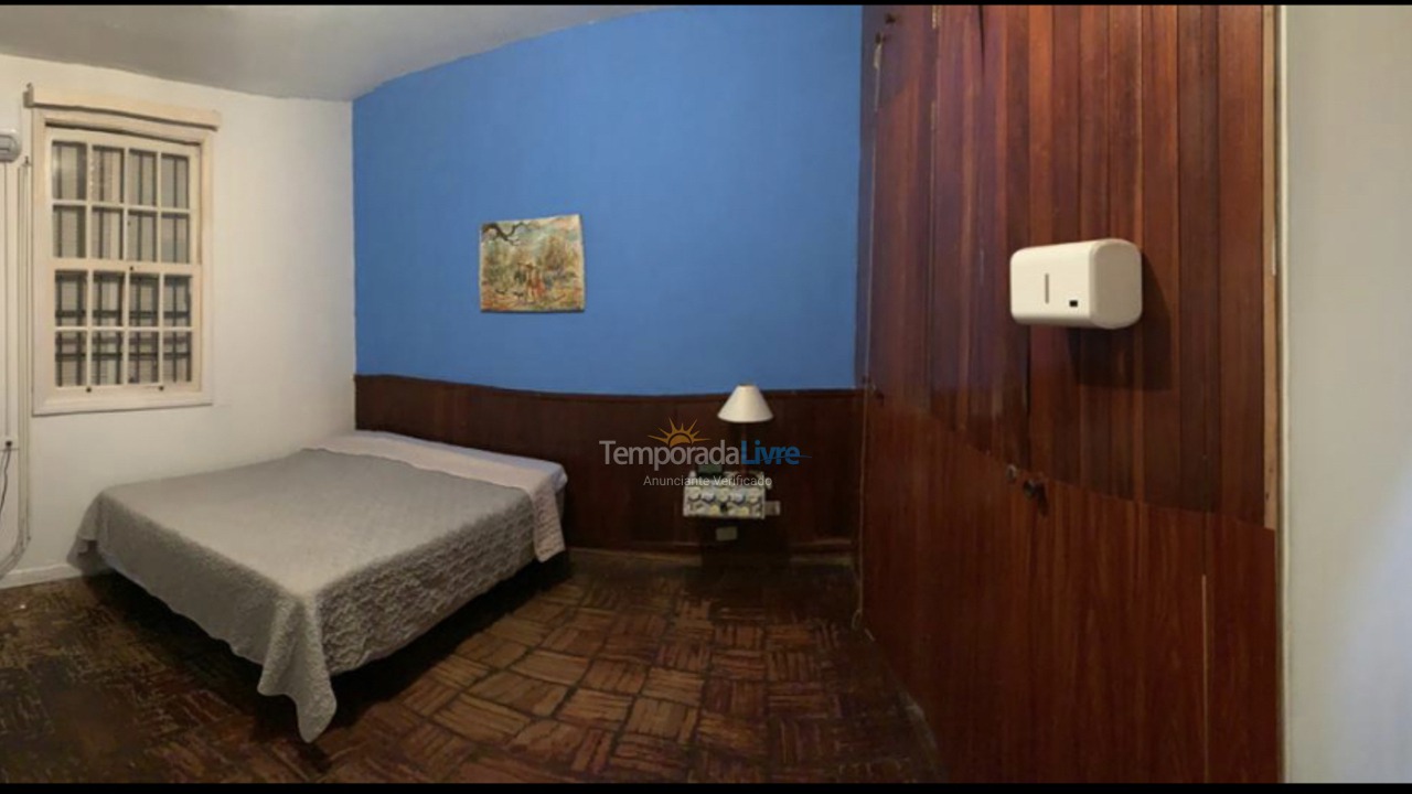 Casa para aluguel de temporada em Guarujá (Enseada Tortugas)