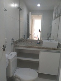 Ape 3 quartos, completo, pertinho da praia- [editado]