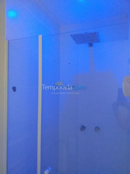 Apartamento para aluguel de temporada em Lauro de Freitas (Praia de Buraquinho Vilas do Atlantico)