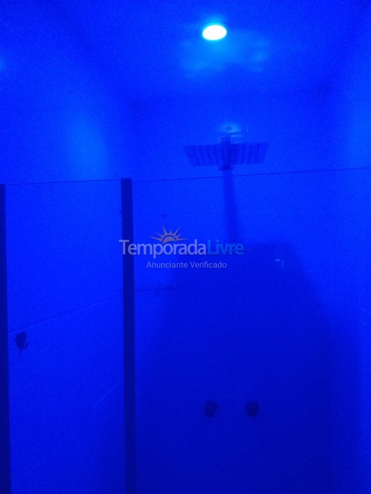 Apartamento para aluguel de temporada em Lauro de Freitas (Praia de Buraquinho Vilas do Atlantico)