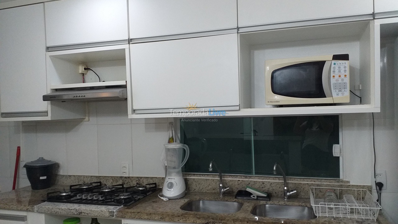 Apartamento para aluguel de temporada em Lauro de Freitas (Praia de Buraquinho Vilas do Atlantico)