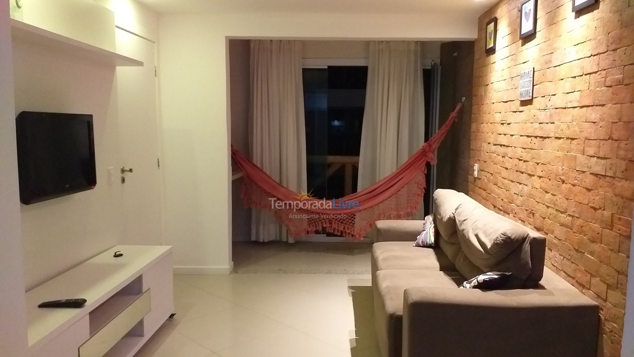 Apartamento para aluguel de temporada em Lauro de Freitas (Praia de Buraquinho Vilas do Atlantico)