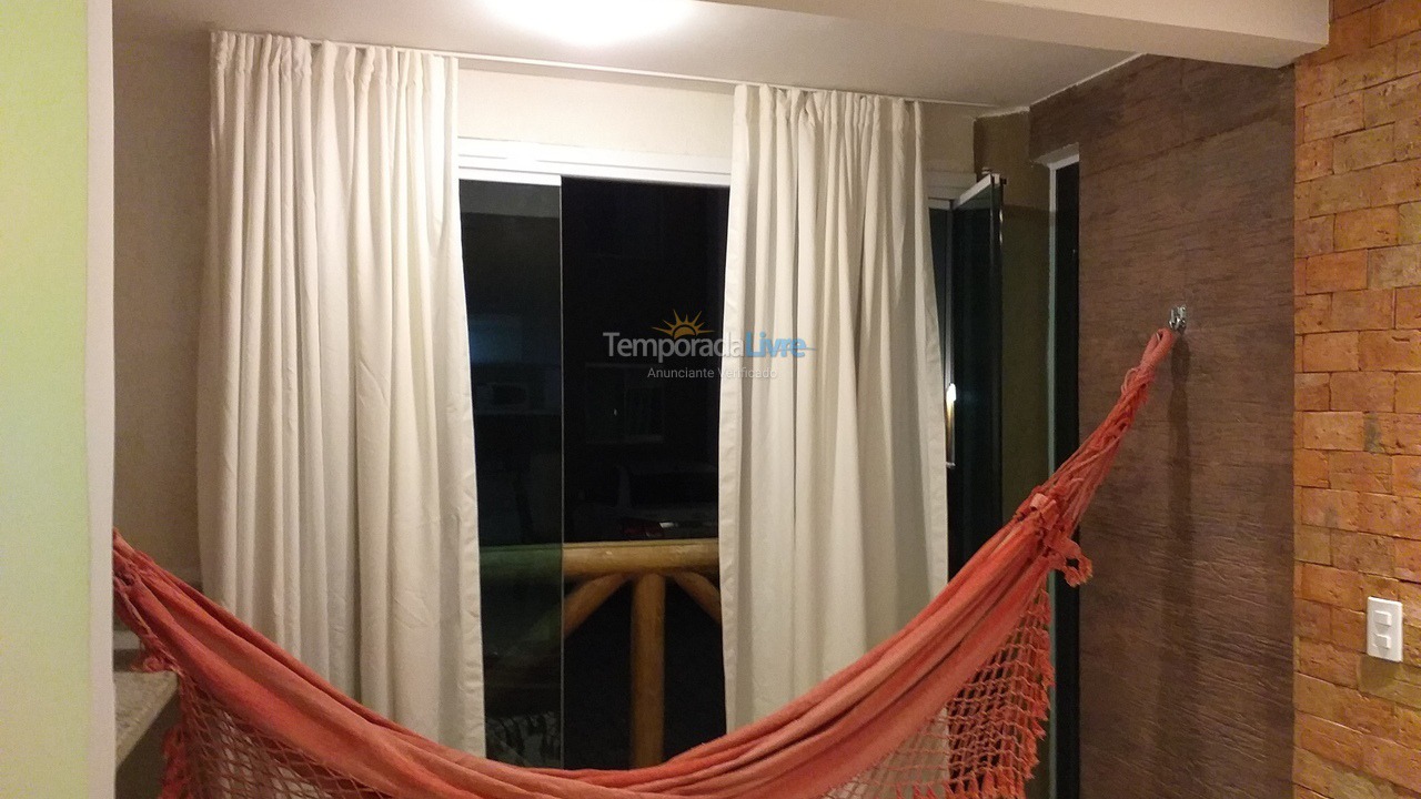 Apartamento para aluguel de temporada em Lauro de Freitas (Praia de Buraquinho Vilas do Atlantico)