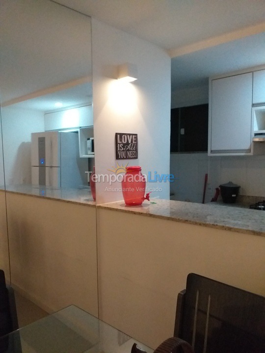 Apartamento para aluguel de temporada em Lauro de Freitas (Praia de Buraquinho Vilas do Atlantico)