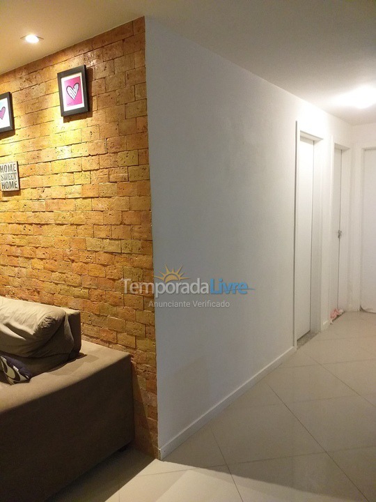 Apartamento para aluguel de temporada em Lauro de Freitas (Praia de Buraquinho Vilas do Atlantico)