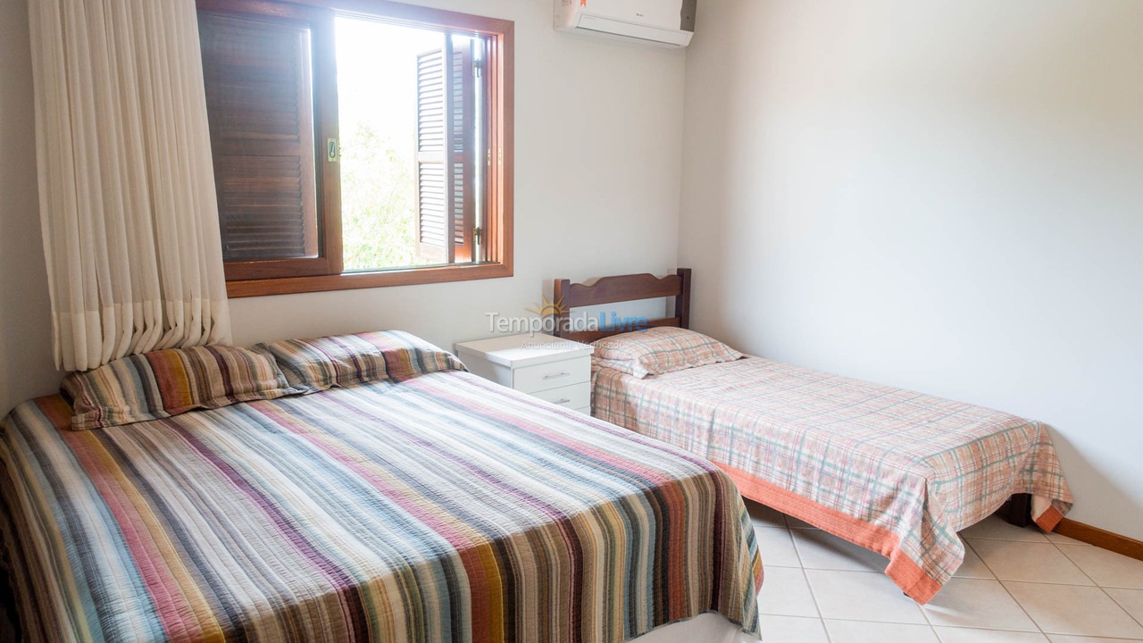 Casa para aluguel de temporada em Florianopolis (Jurerê Internacional)