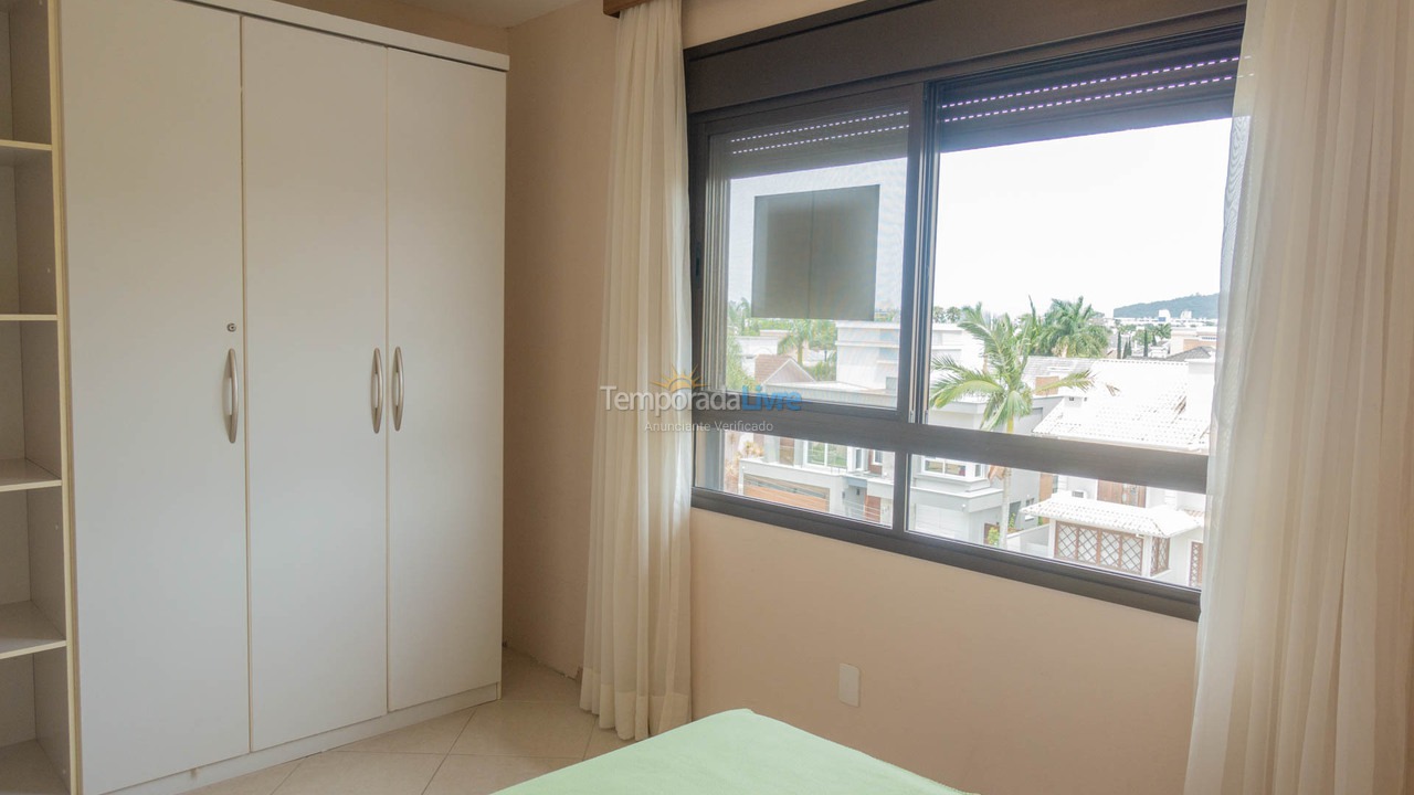 Apartamento para aluguel de temporada em Florianopolis (Jurerê Internacional)