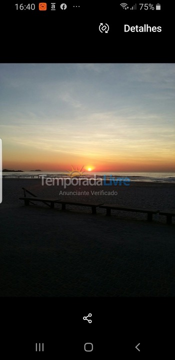 Apartamento para aluguel de temporada em Guarujá (Pitangueiras)