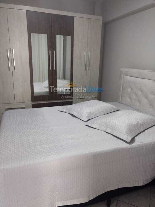 Apartamento para aluguel de temporada em Itapema (Meia Praia)