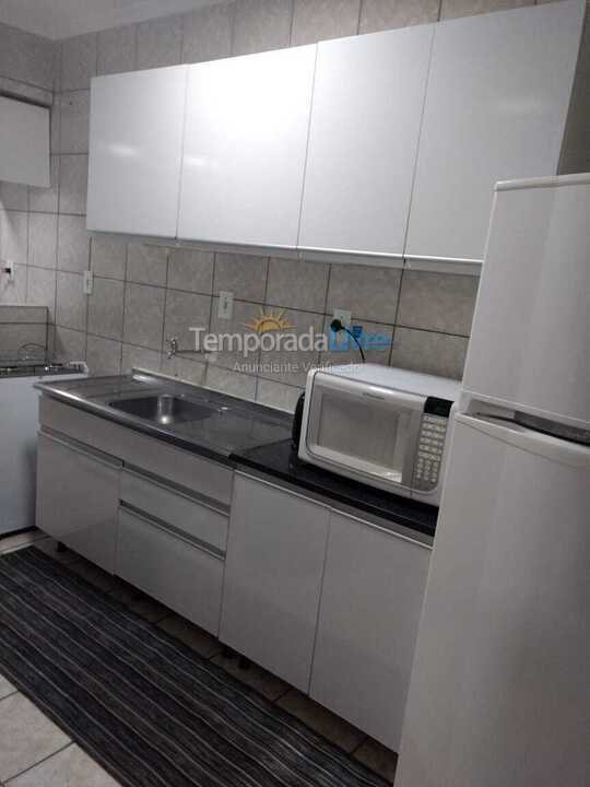 Apartamento para aluguel de temporada em Itapema (Meia Praia)