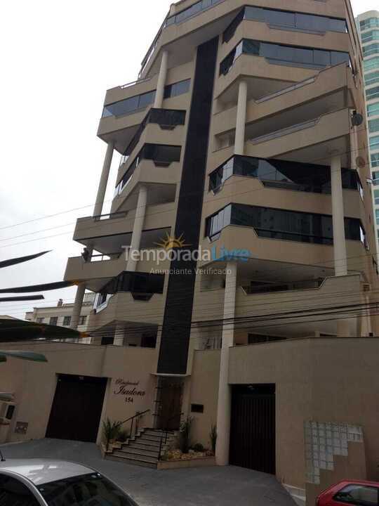 Apartamento para aluguel de temporada em Itapema (Meia Praia)