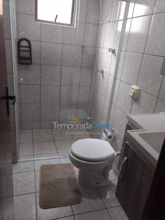 Apartamento para aluguel de temporada em Itapema (Meia Praia)