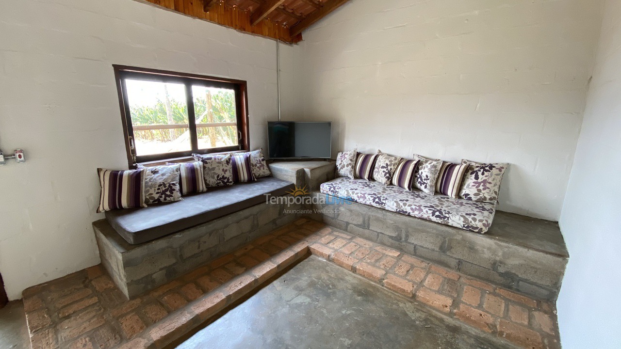 House for vacation rental in Delfinópolis (Estrada delfinópolis Cássia Zona Rural Proximo A Balsa)