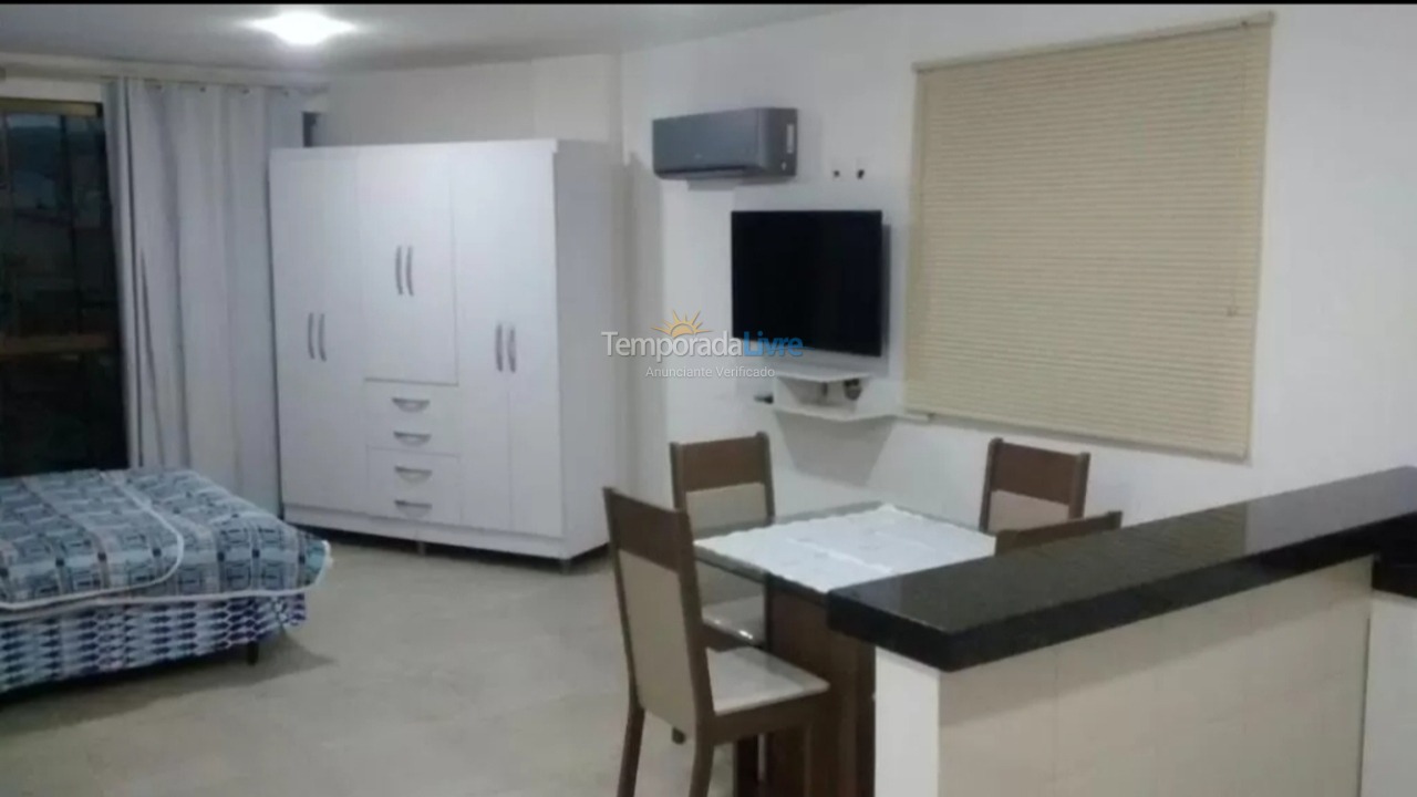 Apartamento para alquiler de vacaciones em Arraial do Cabo (Praia Grande)