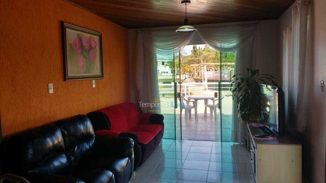 House for vacation rental in Balneário Camboriú (Praia do Estaleirinho)