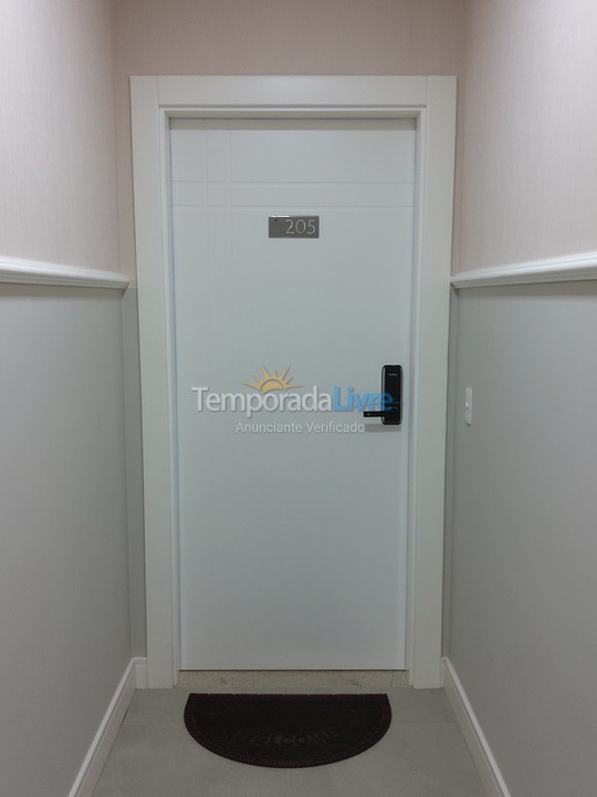 Apartment for vacation rental in Bombinhas (Praia de Bombinhas)