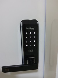 Fechadura digital 