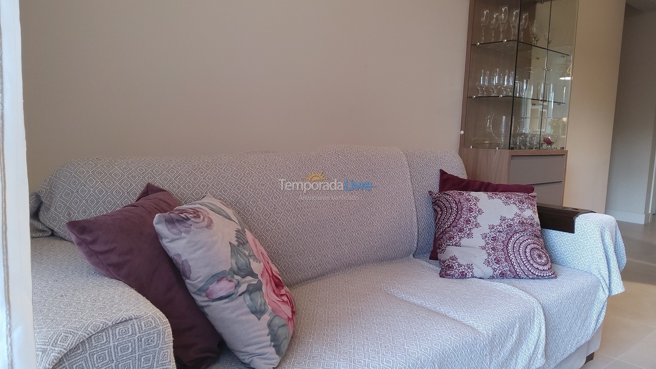 Apartment for vacation rental in Bombinhas (Praia de Bombinhas)