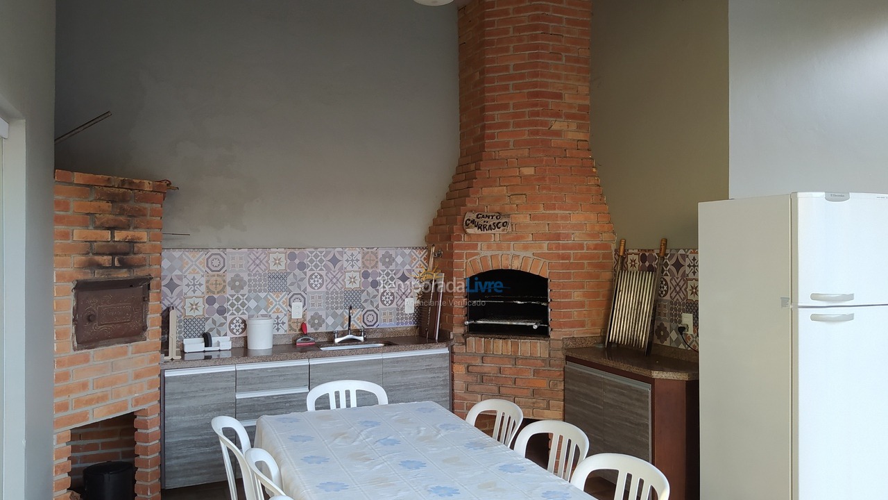 Casa para aluguel de temporada em Bertioga (Riviera de São Lourenço)