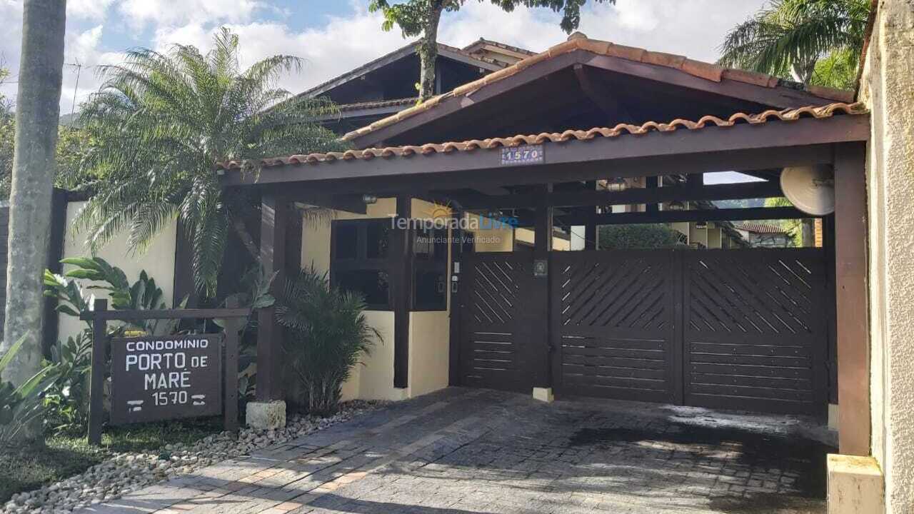 Casa para aluguel de temporada em São Sebastião (Juquehy)