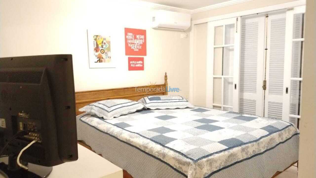 Casa para aluguel de temporada em São Sebastião (Juquehy)