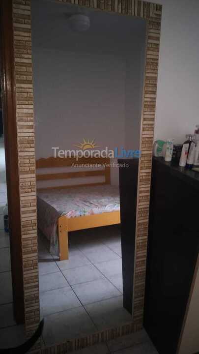 Apartamento para aluguel de temporada em Praia Grande (Vila Tupi)