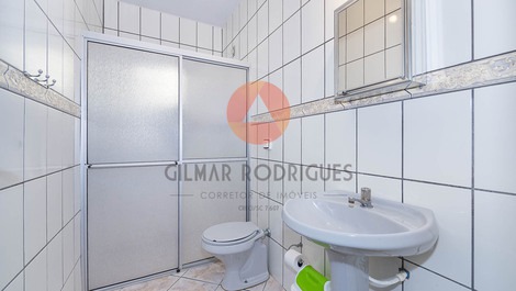 Casa com 3 dormitórios a 100 metros do mar