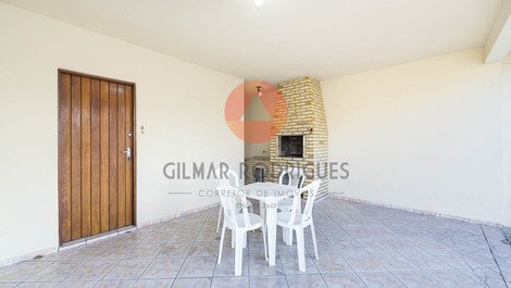 Casa com 3 dormitórios a 100 metros do mar