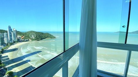 ¡Frente al mar! ¡Lujo En Las Alturas! Maravillosa Vista; Balcón + Barbacoa; 4 Suites