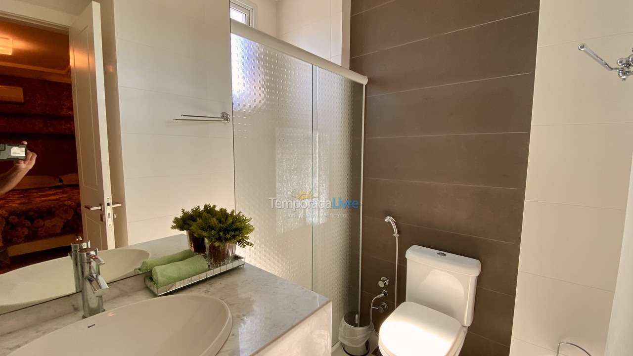 Apartamento para alquiler de vacaciones em Balneário Camboriú (Praia Central)