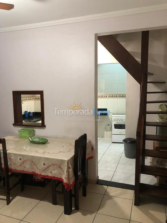 Casa para aluguel de temporada em Cabo Frio (Praia do Forte)